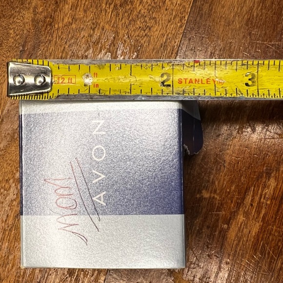 Avon 2001 : white iridescent Angel earrings - Picture 15 of 15